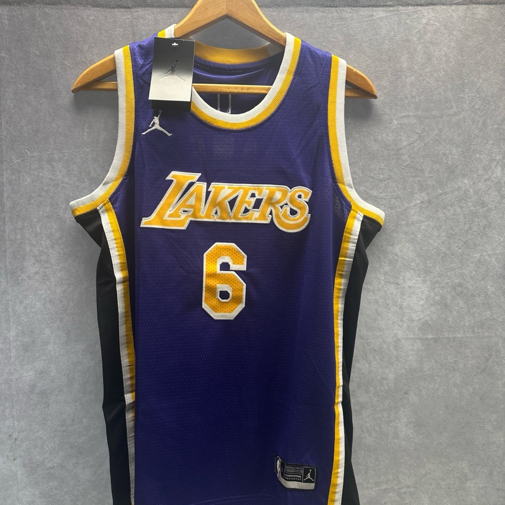 Stitched LeBron James Jersey LA Lakers Jordan Swingman Size Youth Large L Small